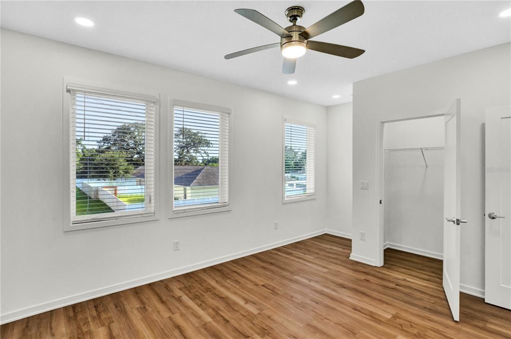 En Renta: $3,000 (3 camas, 3 baños, 1307 Pies cuadrados)