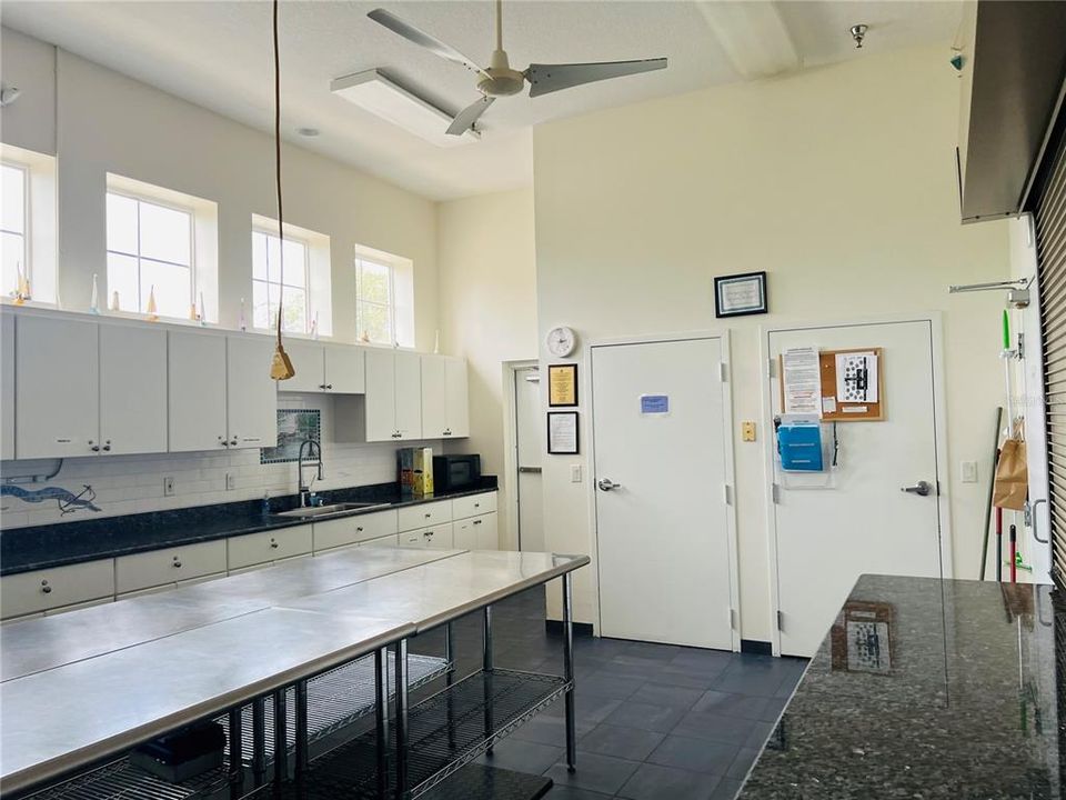 For Rent: $1,899 (2 beds, 2 baths, 1848 Square Feet)