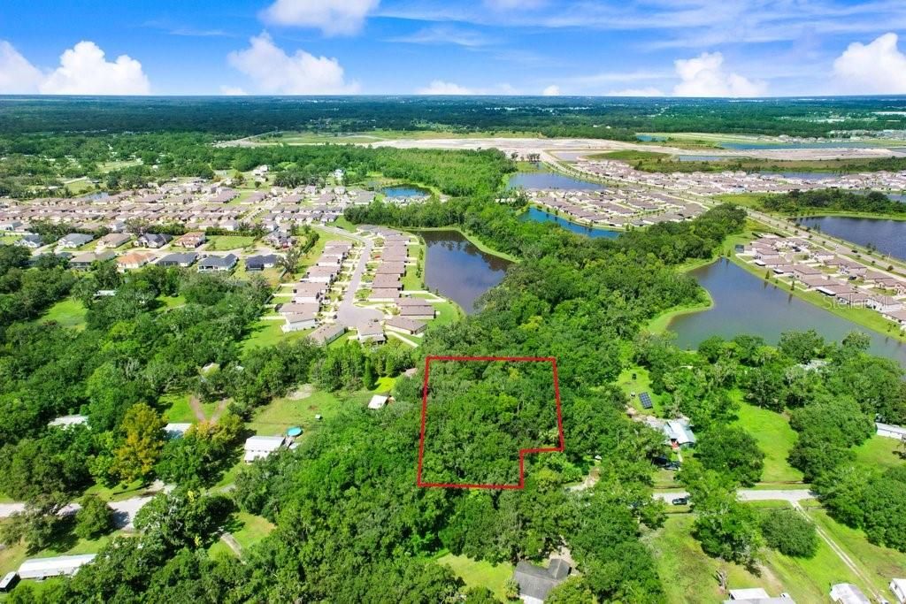 На продажу: $60,000 (1.16 acres)