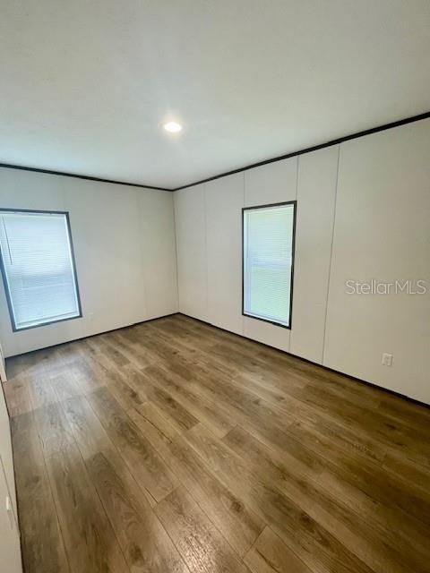 For Sale: $174,500 (2 beds, 2 baths, 990 Square Feet)