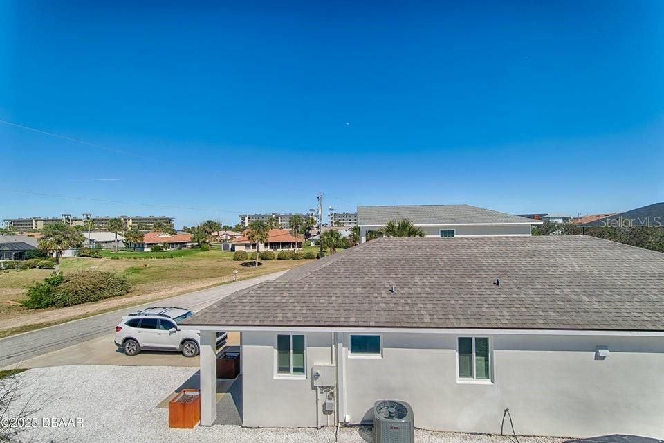 For Sale: $439,000 (3 beds, 2 baths, 1386 Square Feet)