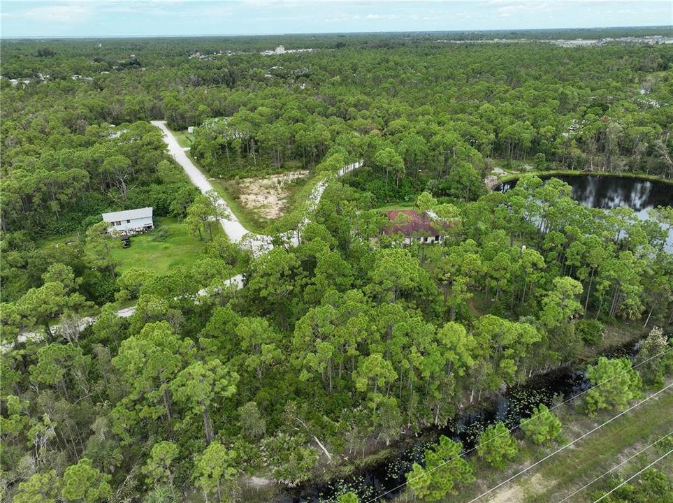 待售: $11,900 (0.19 acres)