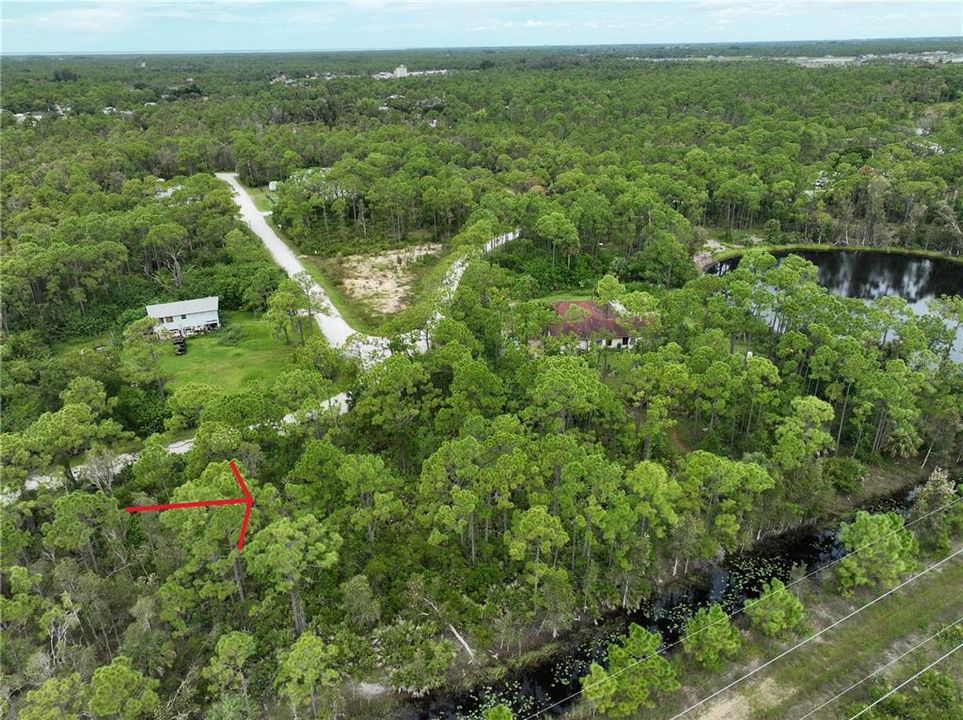 待售: $11,900 (0.19 acres)