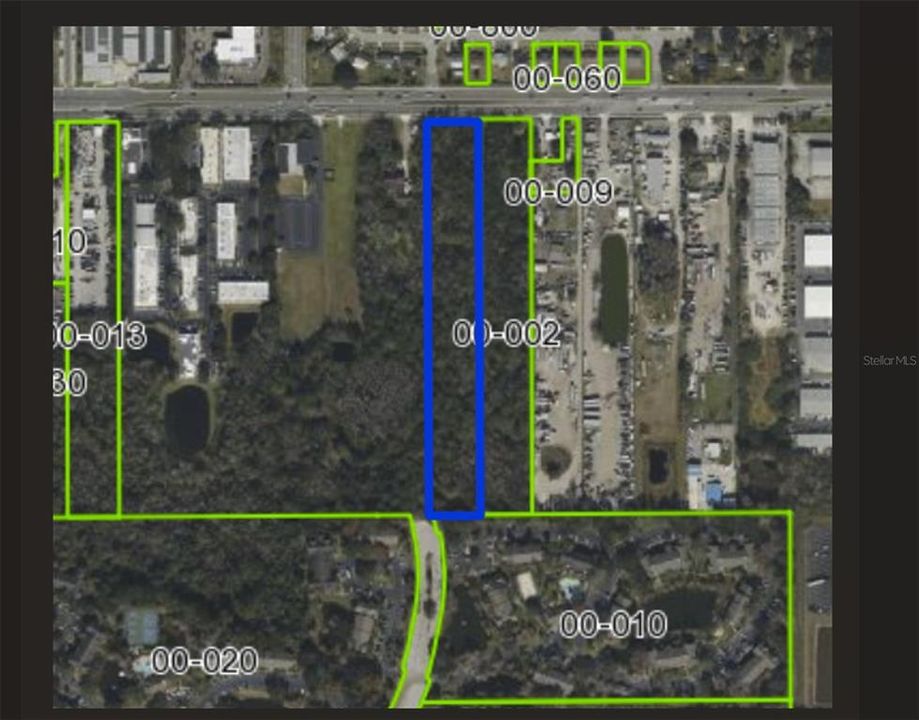 En Venta: $2,290,000 (4.83 acres)