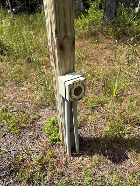 На продажу: $295,000 (5.00 acres)