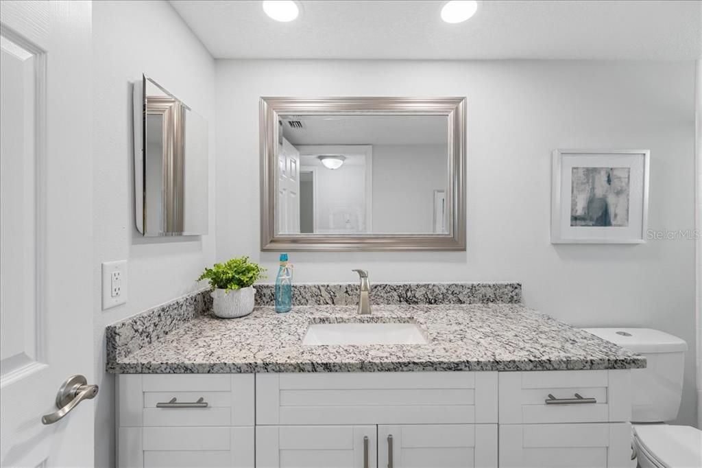 На продажу: $394,000 (2 спален, 2 ванн, 1399 Квадратных фут)