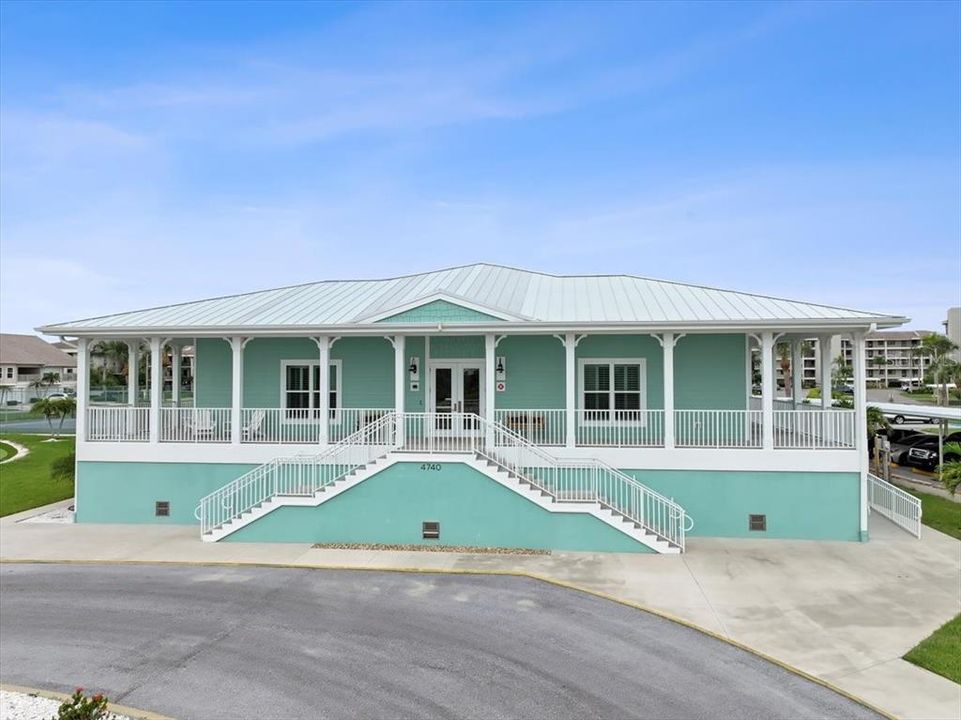 На продажу: $394,000 (2 спален, 2 ванн, 1399 Квадратных фут)