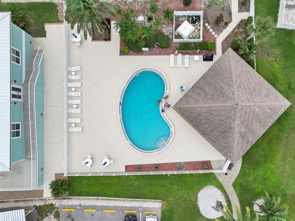 На продажу: $394,000 (2 спален, 2 ванн, 1399 Квадратных фут)