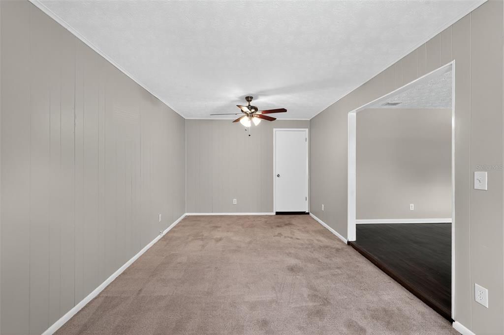 На продажу: $224,900 (3 спален, 1 ванн, 1592 Квадратных фут)