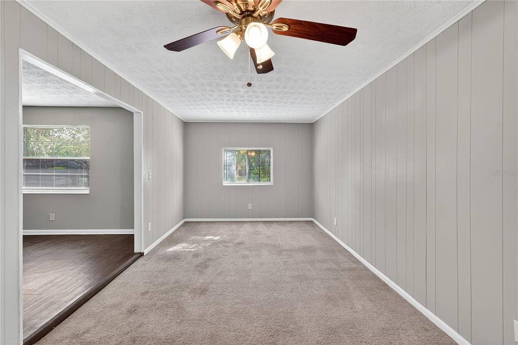 На продажу: $224,900 (3 спален, 1 ванн, 1592 Квадратных фут)