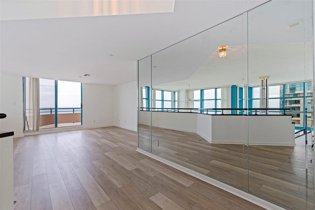 На продажу: $3,175,000 (3 спален, 4 ванн, 3430 Квадратных фут)