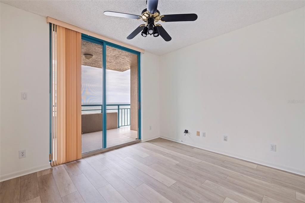 На продажу: $3,175,000 (3 спален, 4 ванн, 3430 Квадратных фут)