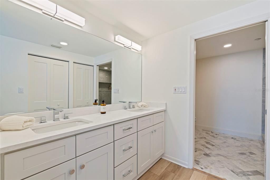 На продажу: $3,175,000 (3 спален, 4 ванн, 3430 Квадратных фут)