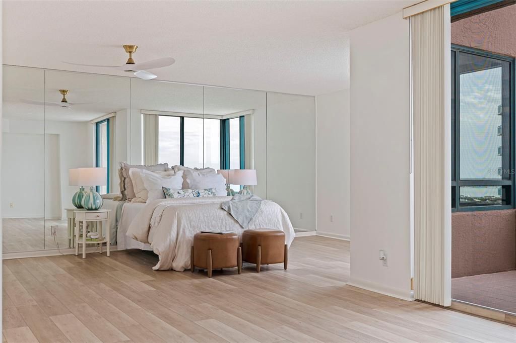 На продажу: $3,175,000 (3 спален, 4 ванн, 3430 Квадратных фут)