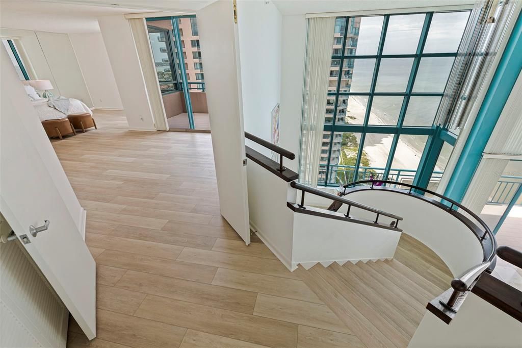 На продажу: $3,175,000 (3 спален, 4 ванн, 3430 Квадратных фут)