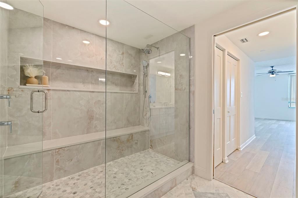 На продажу: $3,175,000 (3 спален, 4 ванн, 3430 Квадратных фут)