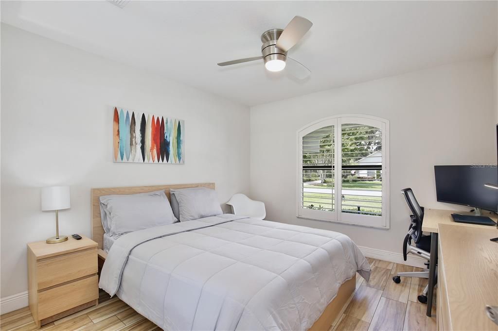 Под контрактом: $595,000 (4 спален, 3 ванн, 2638 Квадратных фут)