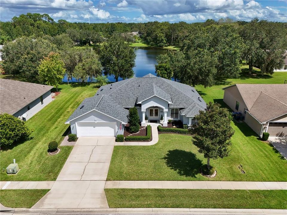 Под контрактом: $595,000 (4 спален, 3 ванн, 2638 Квадратных фут)