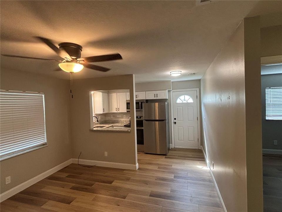 For Rent: $1,200 (1 beds, 1 baths, 550 Square Feet)