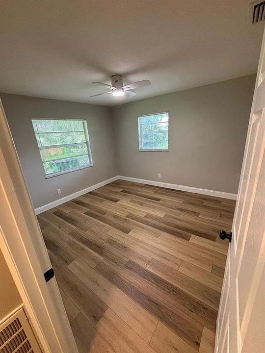 For Rent: $1,200 (1 beds, 1 baths, 550 Square Feet)