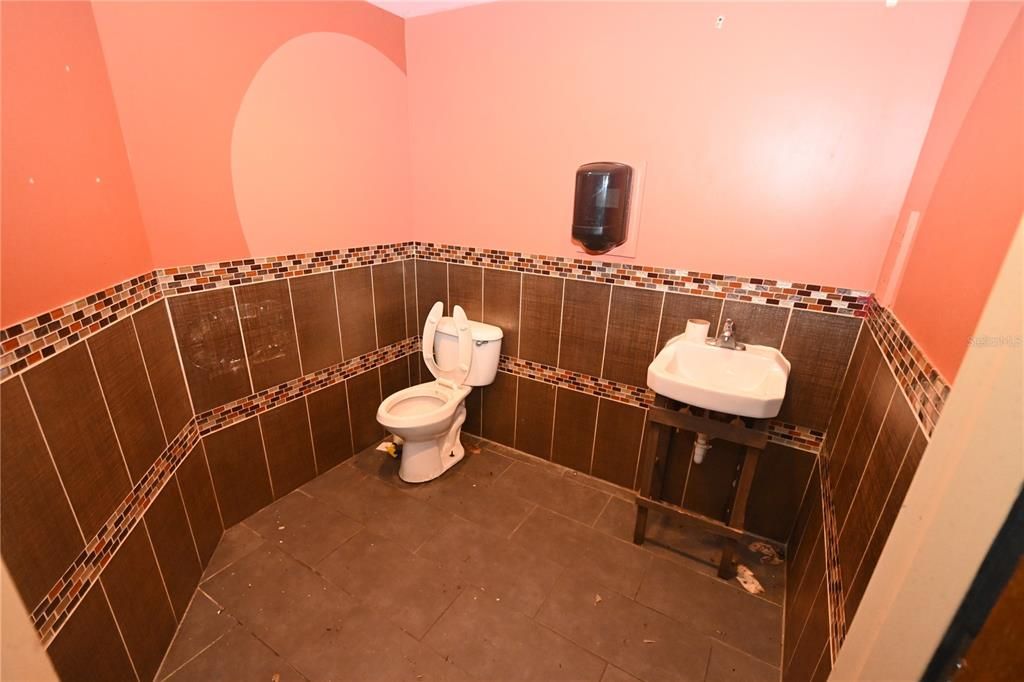 For Sale: $2,350,000 (0 beds, 0 baths, 4273 Square Feet)