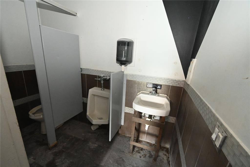 For Sale: $2,350,000 (0 beds, 0 baths, 4273 Square Feet)