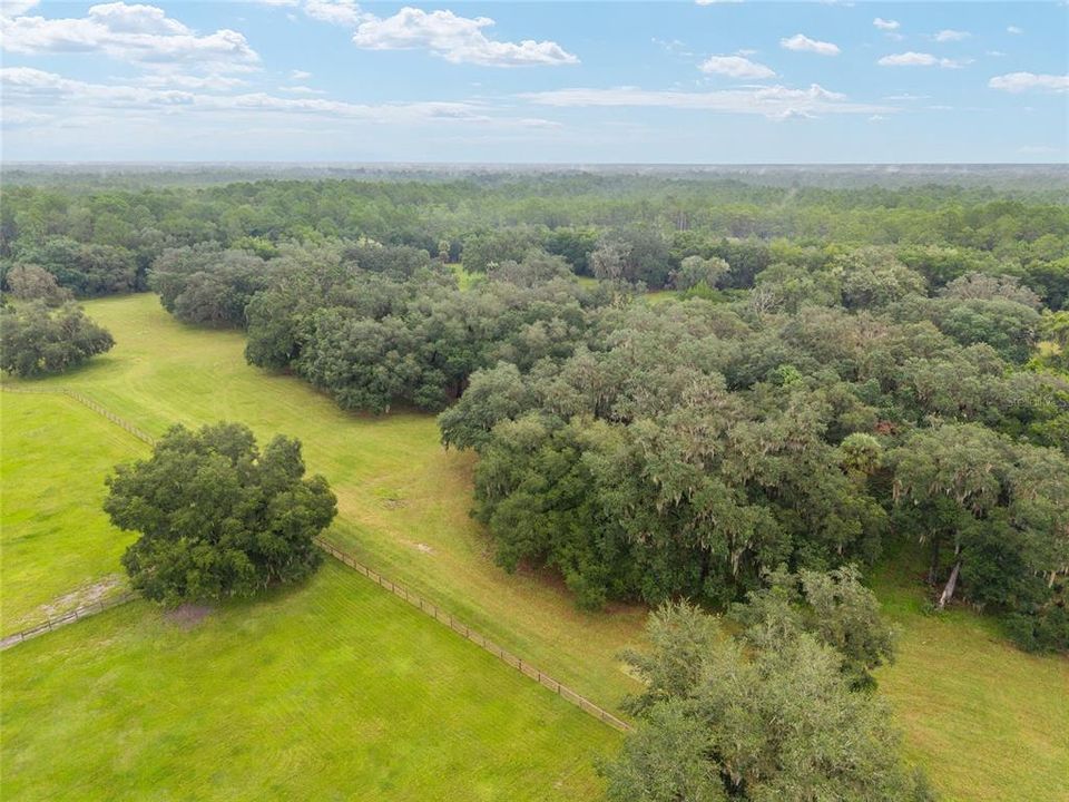 合同活跃: $311,400 (15.57 acres)