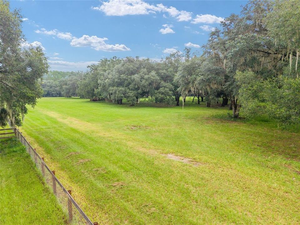 合同活跃: $311,400 (15.57 acres)