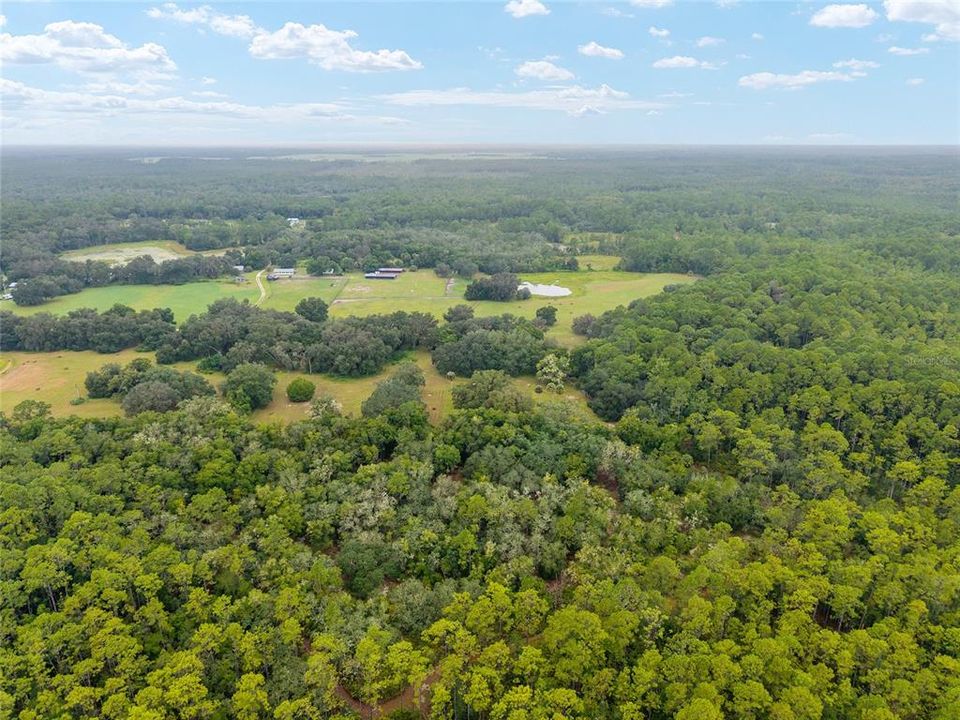 合同活跃: $311,400 (15.57 acres)