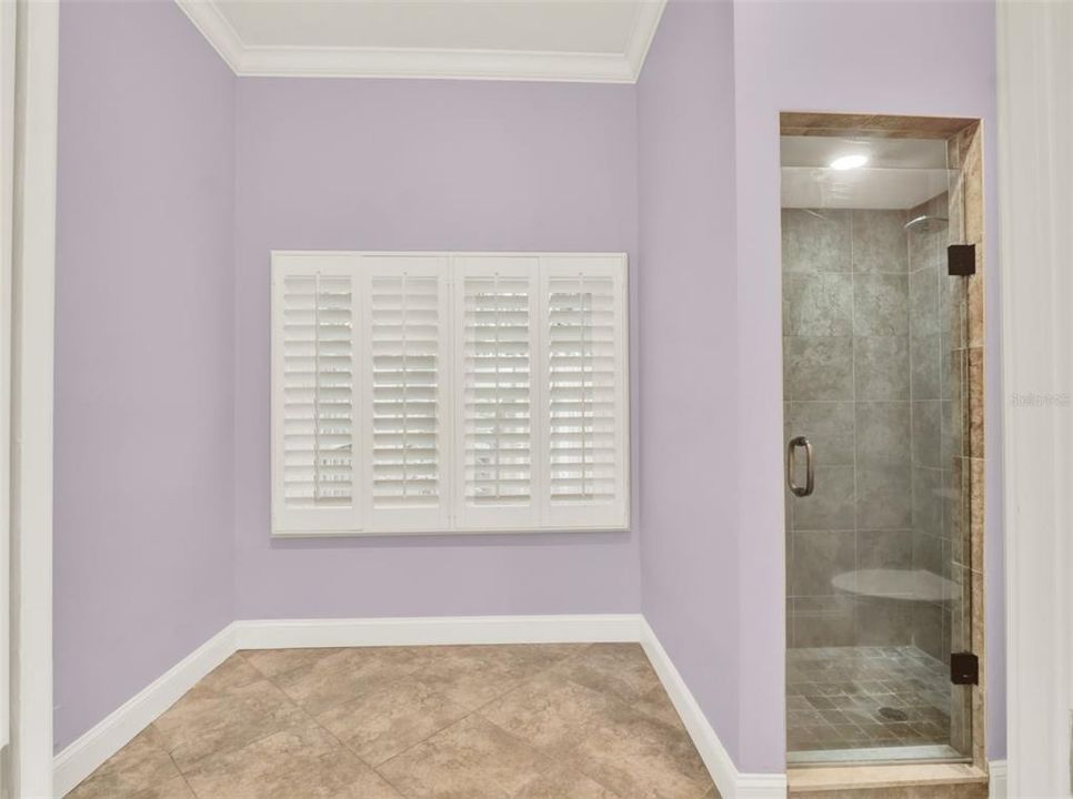 合同活跃: $1,499,900 (5 贝兹, 3 浴室, 3145 平方英尺)