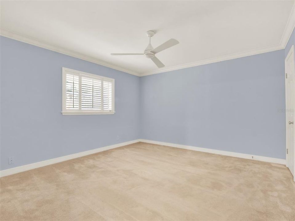 合同活跃: $1,499,900 (5 贝兹, 3 浴室, 3145 平方英尺)