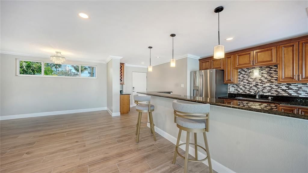 В аренду: $4,500 (2 спален, 2 ванн, 1770 Квадратных фут)