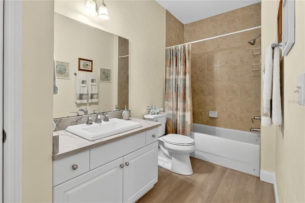 En Venta: $210,000 (3 camas, 2 baños, 1161 Pies cuadrados)