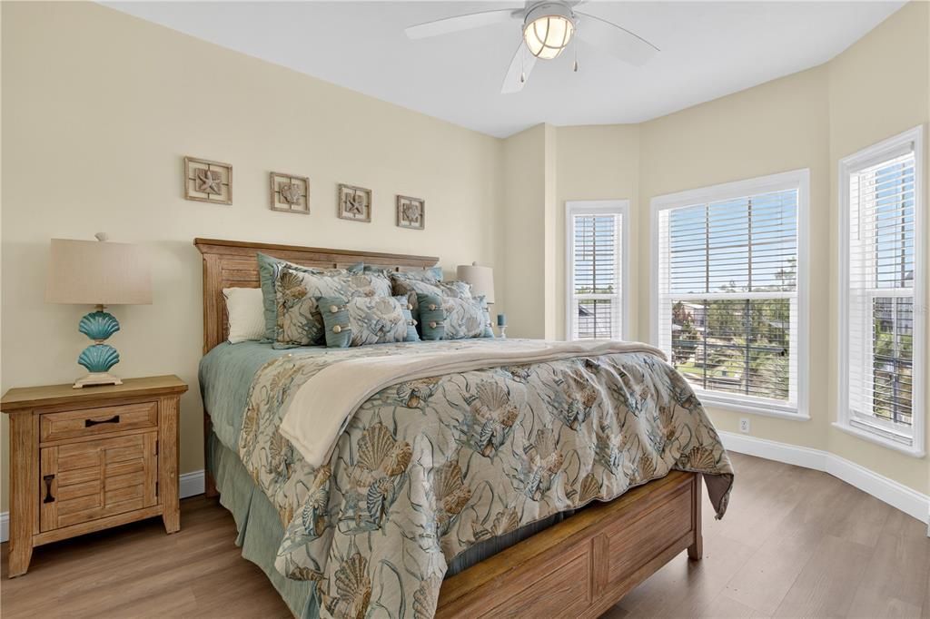 En Venta: $210,000 (3 camas, 2 baños, 1161 Pies cuadrados)