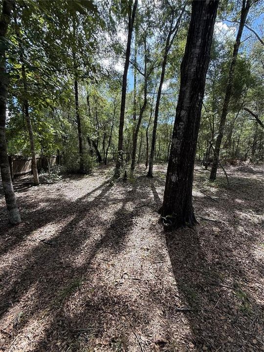 For Sale: $85,000 (2 beds, 1 baths, 450 Square Feet)