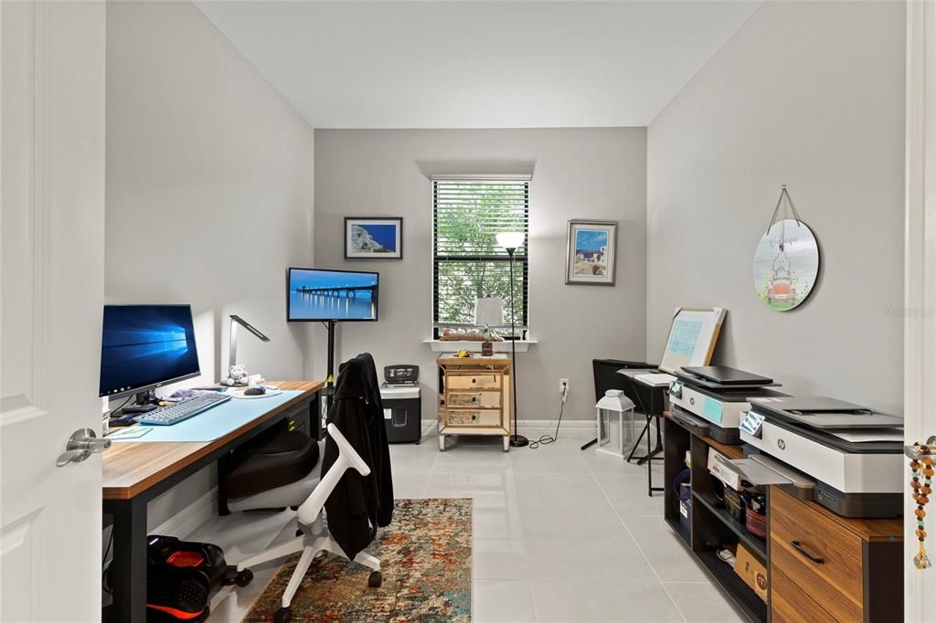 En Venta: $439,900 (3 camas, 2 baños, 2215 Pies cuadrados)