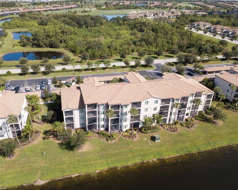 En Venta: $275,000 (2 camas, 2 baños, 1121 Pies cuadrados)