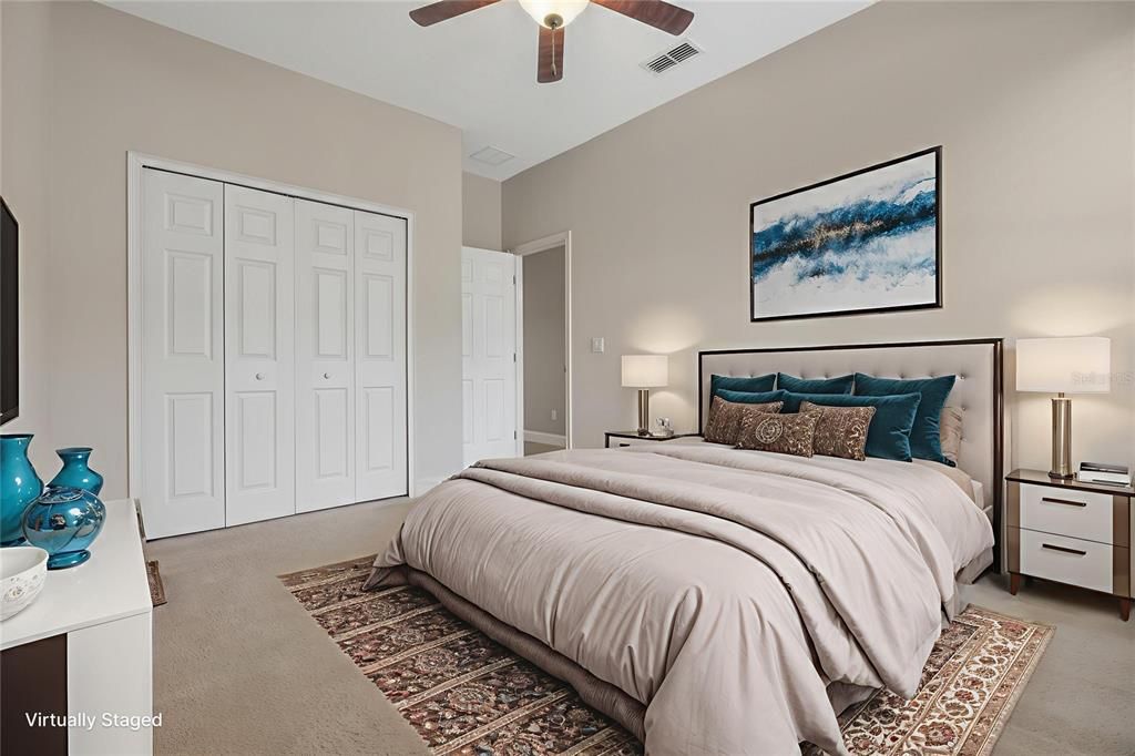 Под контрактом: $559,900 (4 спален, 2 ванн, 2530 Квадратных фут)