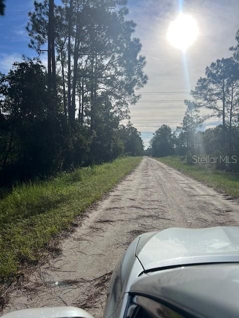 На продажу: $390,000 (10.19 acres)