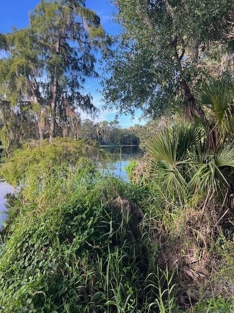 На продажу: $390,000 (10.19 acres)