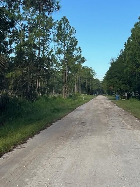 На продажу: $390,000 (10.19 acres)