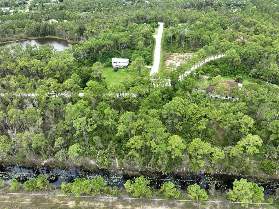 待售: $12,900 (0.25 acres)