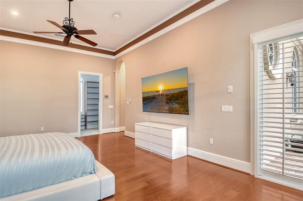 出租: $29,000 (5 贝兹, 5 浴室, 4858 平方英尺)