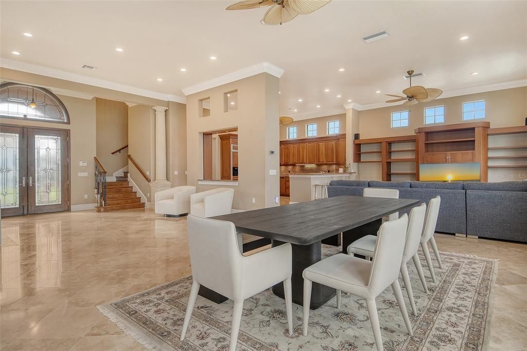 出租: $29,000 (5 贝兹, 5 浴室, 4858 平方英尺)