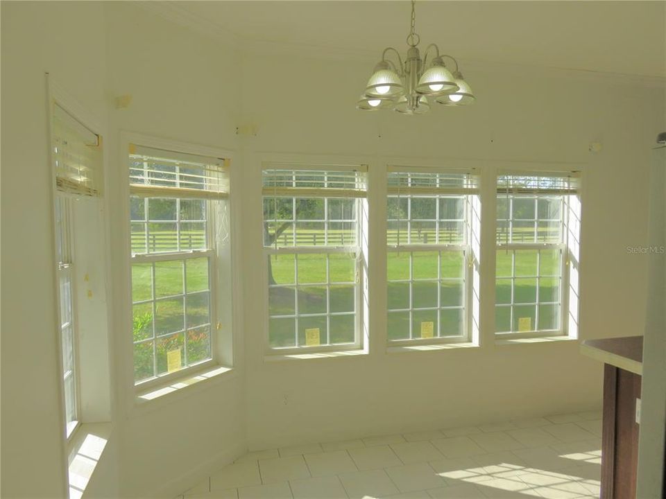 En Venta: $359,000 (3 camas, 2 baños, 1144 Pies cuadrados)