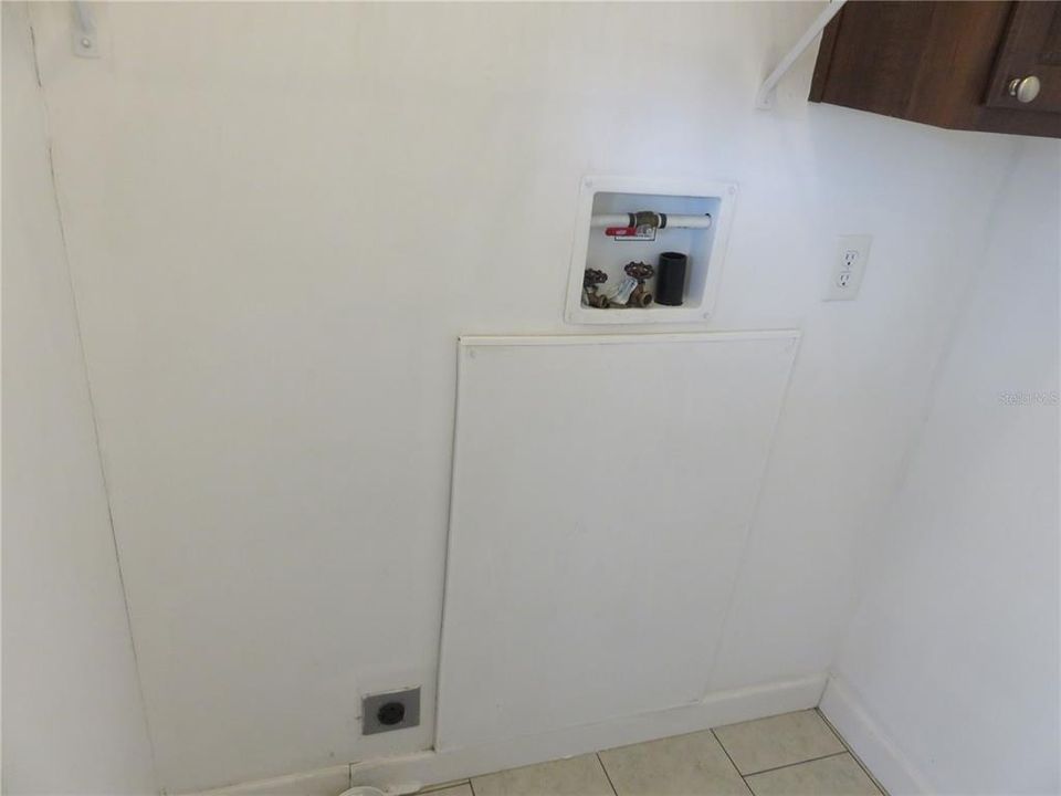 En Venta: $359,000 (3 camas, 2 baños, 1144 Pies cuadrados)