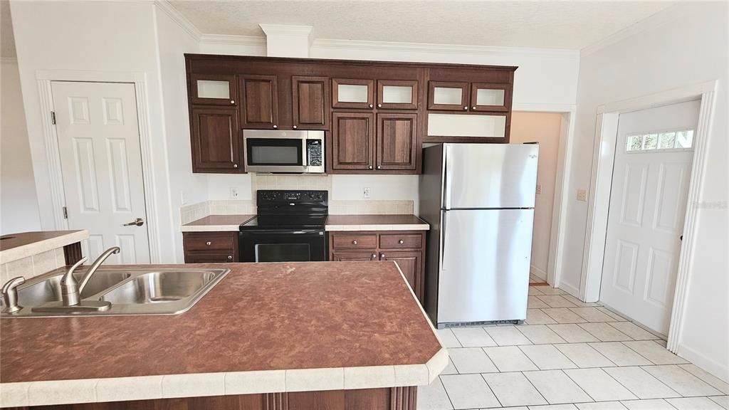 En Venta: $359,000 (3 camas, 2 baños, 1144 Pies cuadrados)