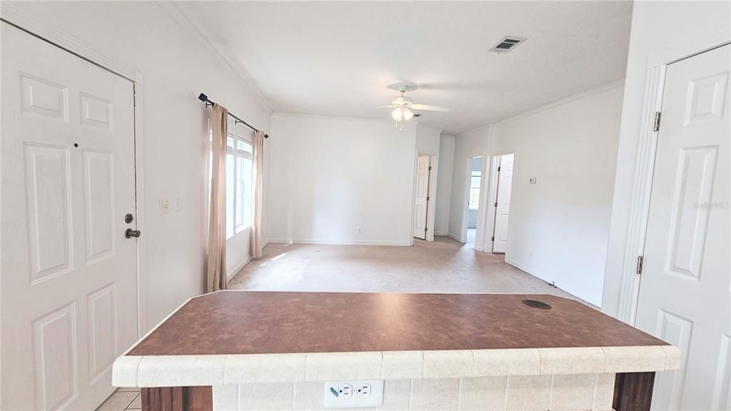 En Venta: $359,000 (3 camas, 2 baños, 1144 Pies cuadrados)