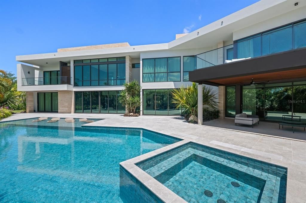 待售: $15,750,000 (8 贝兹, 8 浴室, 9573 平方英尺)