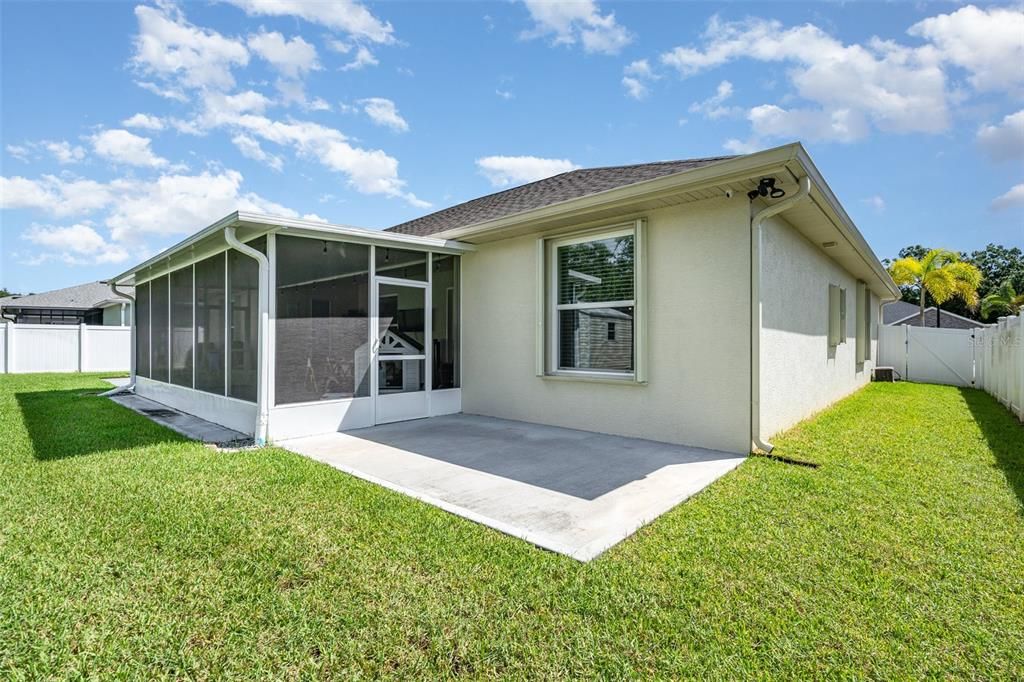 For Sale: $495,000 (4 beds, 2 baths, 2244 Square Feet)